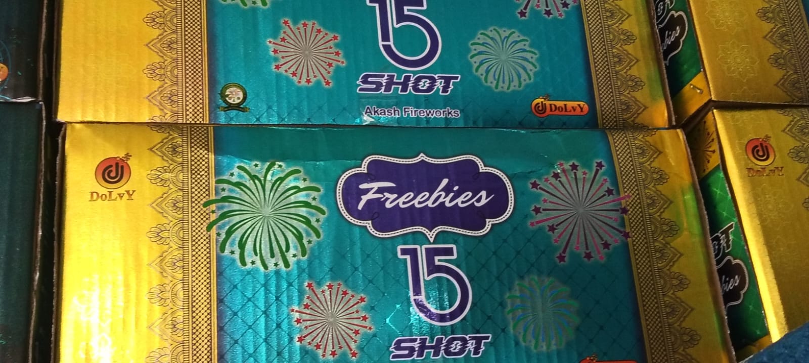 15 Shot Premium (Multicolour)